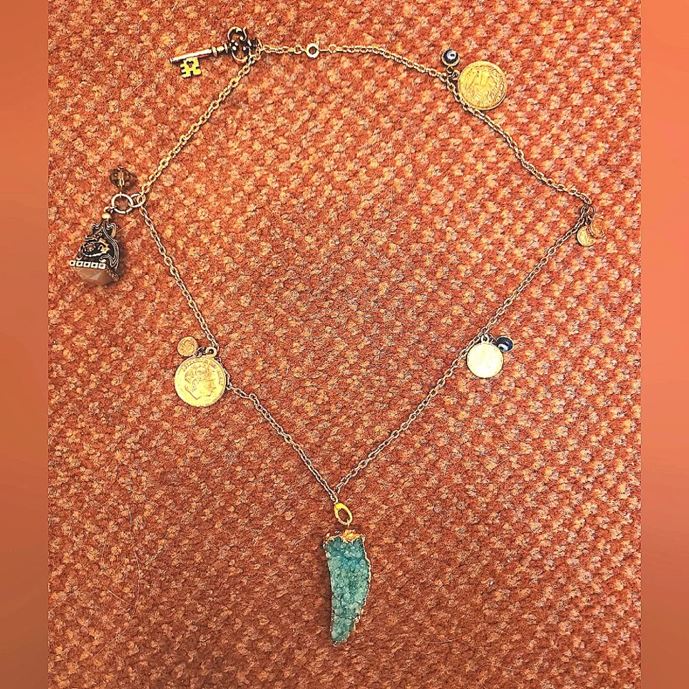 Anthropologie Blue Agate Quartz Druzy Amulet Charm Necklace RARE - Picture 2 of 12